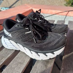 Hoka one one, gaviota 4 women’s size 8.5